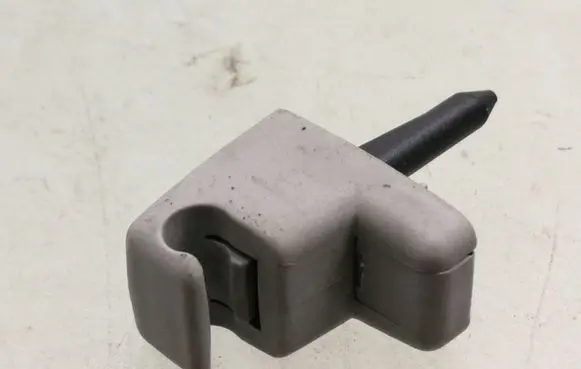 Sun visor clip/hook/bracket