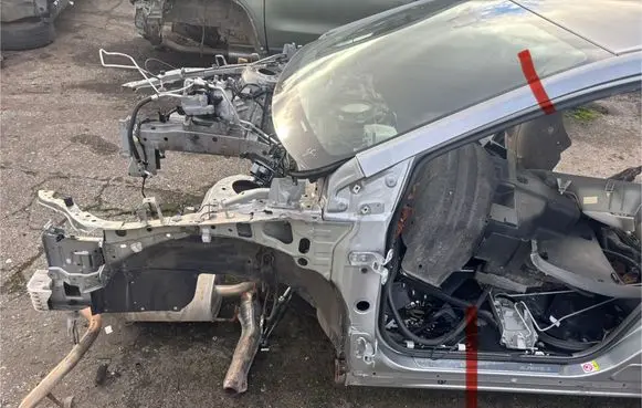 Toyota Avensis T270 Front quarter panel 