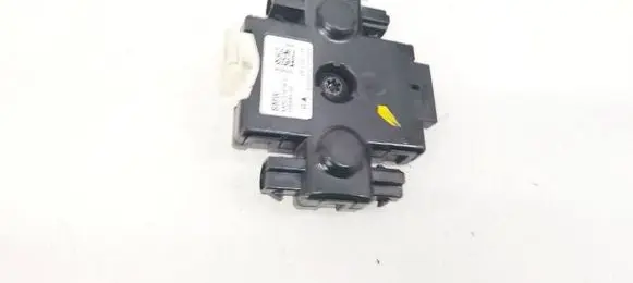Antenna control unit