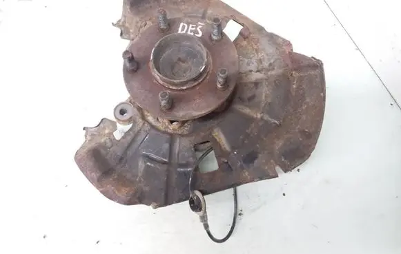 Mazda 6 Rear wheel hub spindle/knuckle 