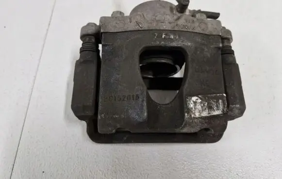 Peugeot 308 Front brake caliper