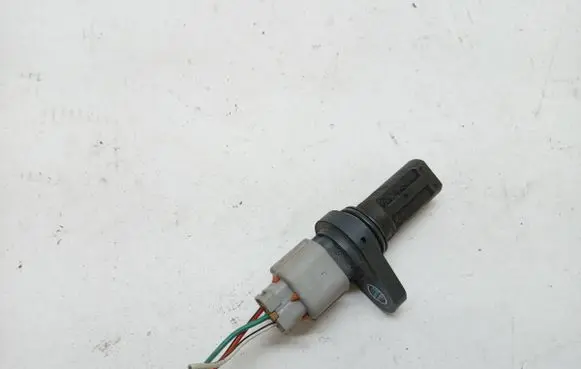 Mitsubishi Outlander Crankshaft position sensor 1865A126