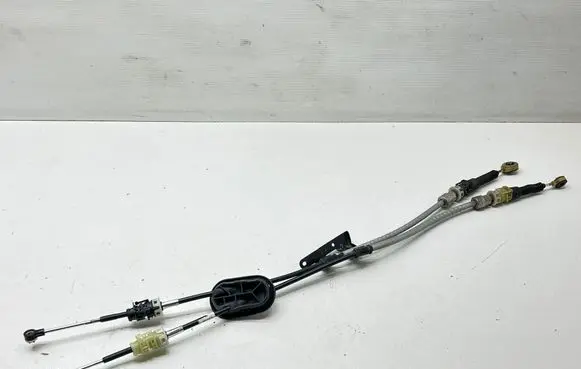 Nissan Pulsar Gear shift cable linkage 344133ZV0A 9618045