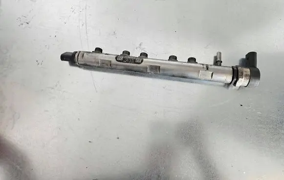BMW 5 F10 F11 Fuel main line pipe 7809128