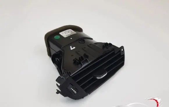 Opel Astra K Dash center air vent grill 13406750