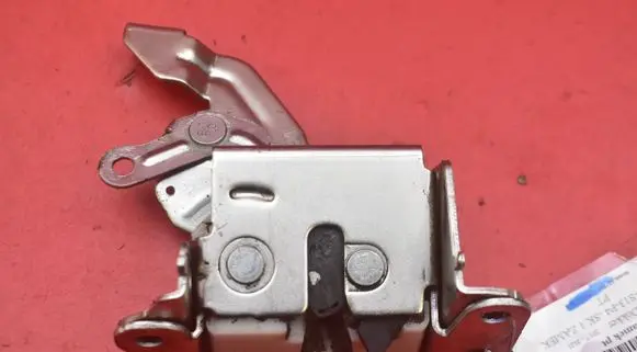 Dacia Dokker Rear door lock