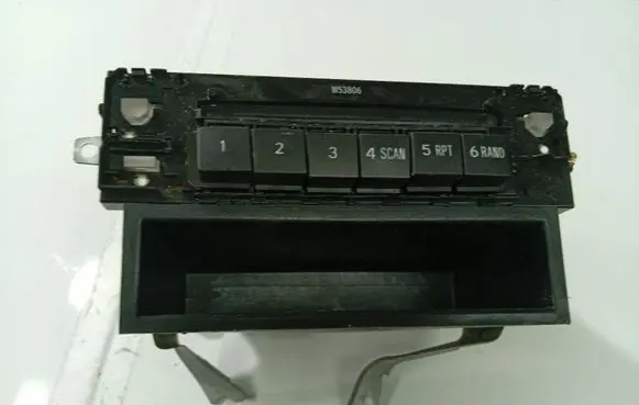 Toyota Yaris Radio/CD/DVD/GPS head unit 861200D140