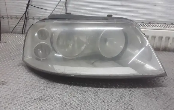 Volkswagen Sharan Headlight/headlamp 0301182202