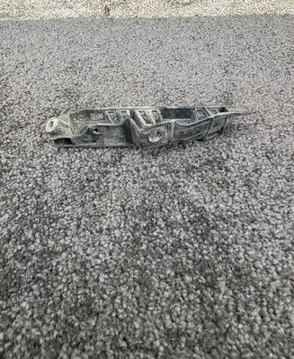 Volkswagen PASSAT B8 Front bumper mounting bracket 3G0807050