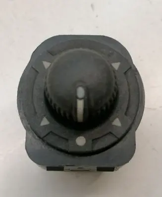 Peugeot Boxer Wing mirror control module B569