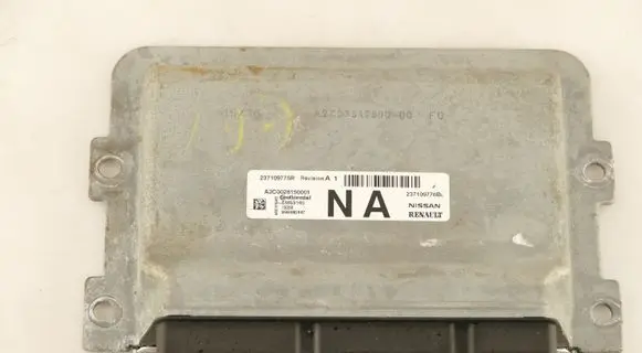 Dacia Sandero Engine control unit/module 237109775R