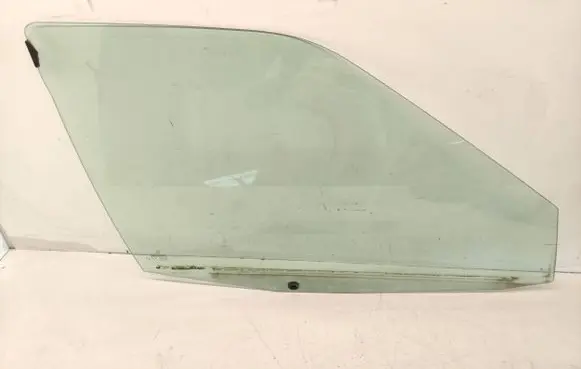 Peugeot 605 Front door window glass four-door 43R000929 DOT39AS2M34