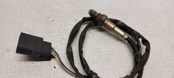 Volkswagen PASSAT B5.5 Lambda probe sensor FAE75097
