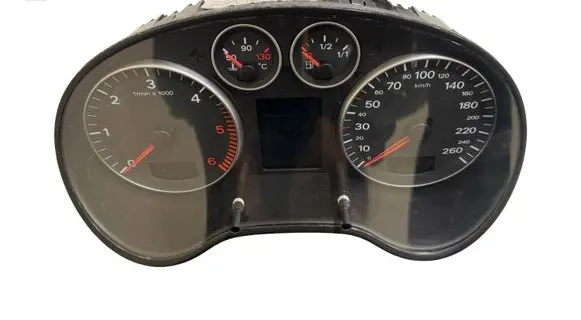 Audi A3 S3 8P Speedometer (instrument cluster) 8P0920931E