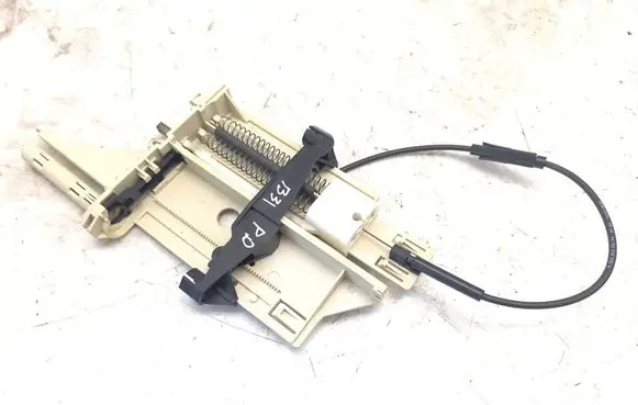 Mercedes-Benz CLK A209 C209 Seat adjustment motor 2039700026