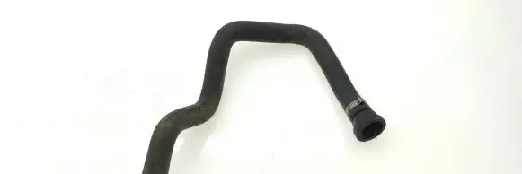 Engine coolant pipe/hose