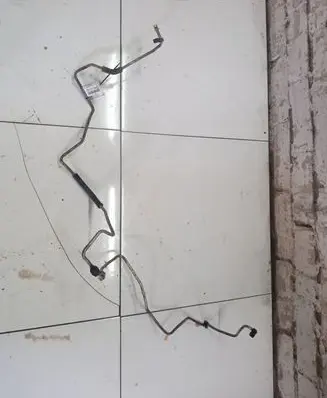 Nissan Primera Air conditioning (A/C) pipe/hose 