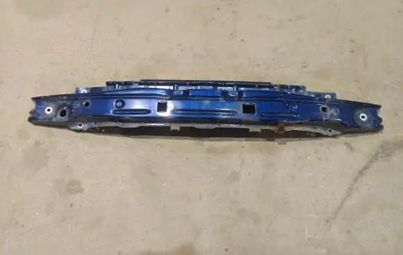 Opel Zafira A Rear beam 