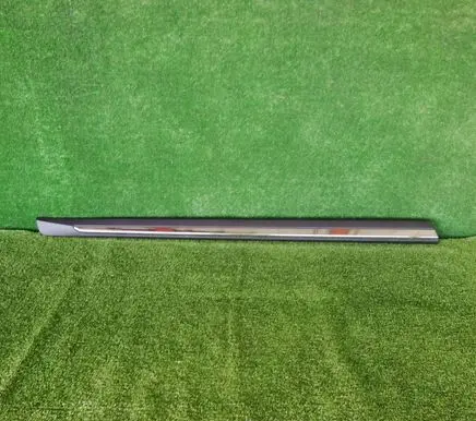 Nissan X-Trail T32 Front door trim (molding) 808776FR0A