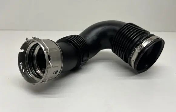 BMW M4 G82 G83 Intercooler hose/pipe 8095812