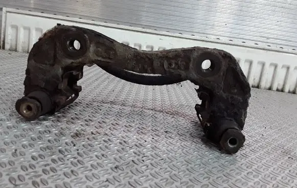 KIA Sorento Front Brake Caliper Pad/Carrier 