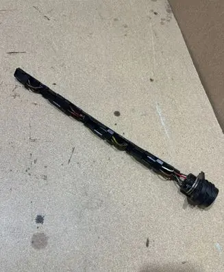 Volkswagen PASSAT B6 Fuel injector wires 038971803