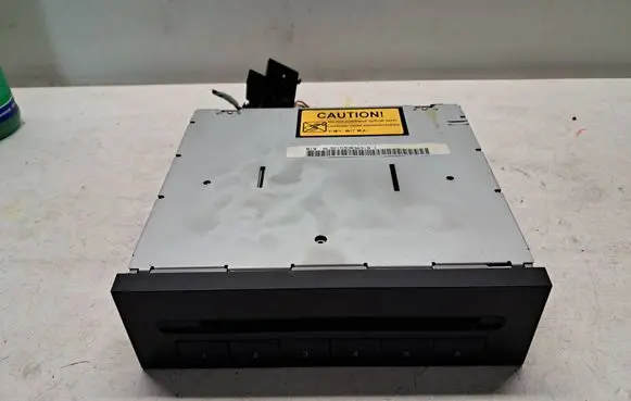 Mercedes-Benz E W211 CD/DVD changer A2118275542