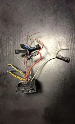 Rear door wiring loom