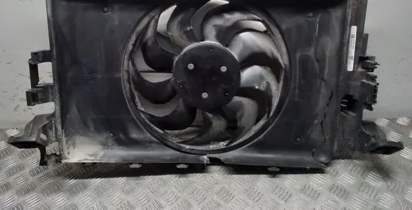 Electric radiator cooling fan
