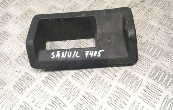 Volkswagen Caddy Sliding door cover cap 2K0843188A