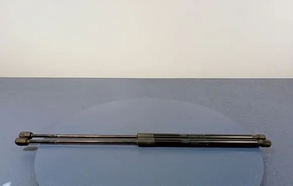 Volvo V40 Shock absorber/damper mounting bracket 31395607