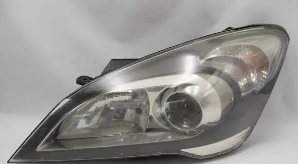 KIA Ceed Headlight/headlamp 921011H