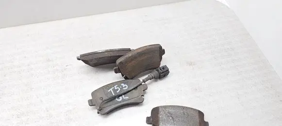 Volkswagen Transporter - Caravelle T5 Brake pads (rear)