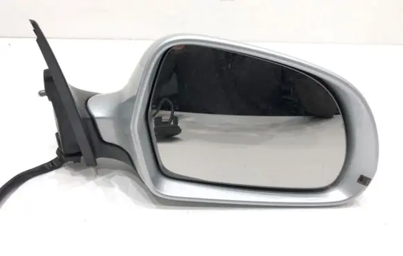 Audi A6 Allroad C6 Front door electric wing mirror