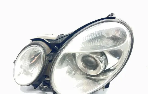 Mercedes-Benz E W211 Headlight/headlamp 15435901