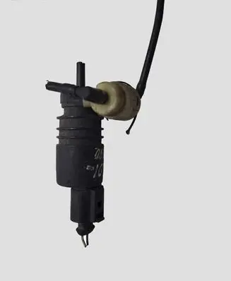 Audi A6 S6 C5 4B Windscreen/windshield washer pump 1J0973722