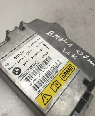 BMW 1 E81 E87 Airbag control unit/module 0285010064