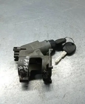 Volkswagen PASSAT B4 Ignition lock 357905851
