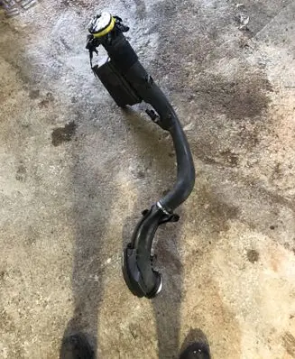 Intercooler hose/pipe