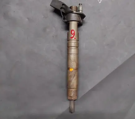 Mercedes-Benz E W212 Fuel injector A6420701187 110407 0445116026