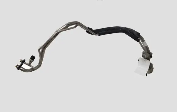 Volvo V40 Air conditioning (A/C) pipe/hose