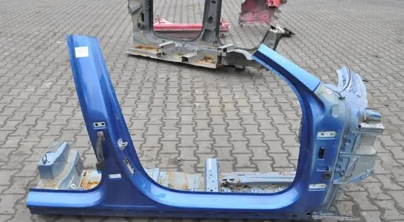 Volvo S90, V90 Side car body part 