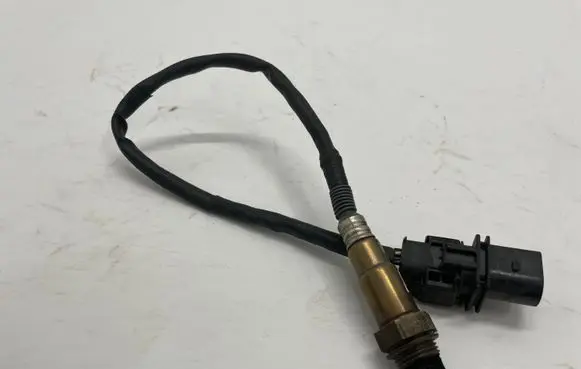 Opel Astra J Lambda probe sensor 55564978