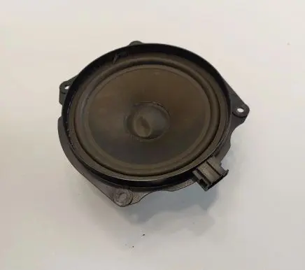 Mini One - Cooper Clubman R55 Front door speaker