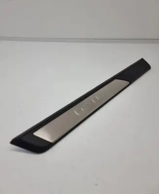 Lexus ES VII XZ10 Front sill trim cover 6791233150