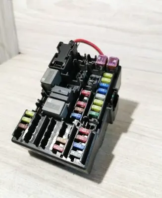 Opel Corsa E Fuse box set 2B0Z4010F 180718