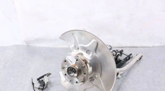 BMW M5 Rear wheel hub spindle/knuckle 7885733 7883690 7885731