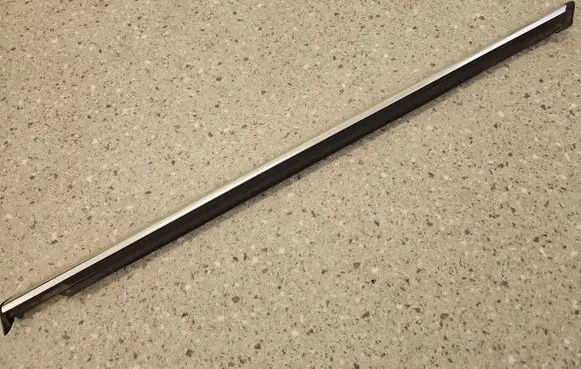 Mercedes-Benz GL X164 Rear door glass trim molding A1646908280 1646908280
