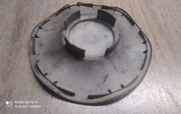 Volvo V70 Original wheel cap 9140405