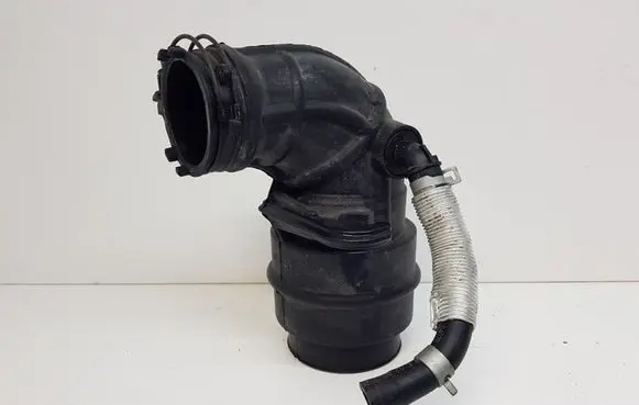KIA Rio Turbo air intake inlet pipe/hose 28140-H8300